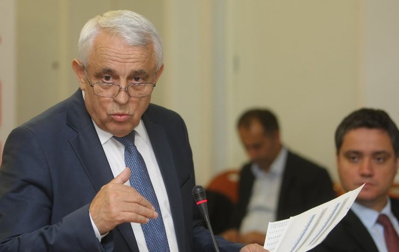 Petre Daea a declarat că virusul peste porcine "nu vine călare pe bicicletă" și de aceea e dificil de controlat