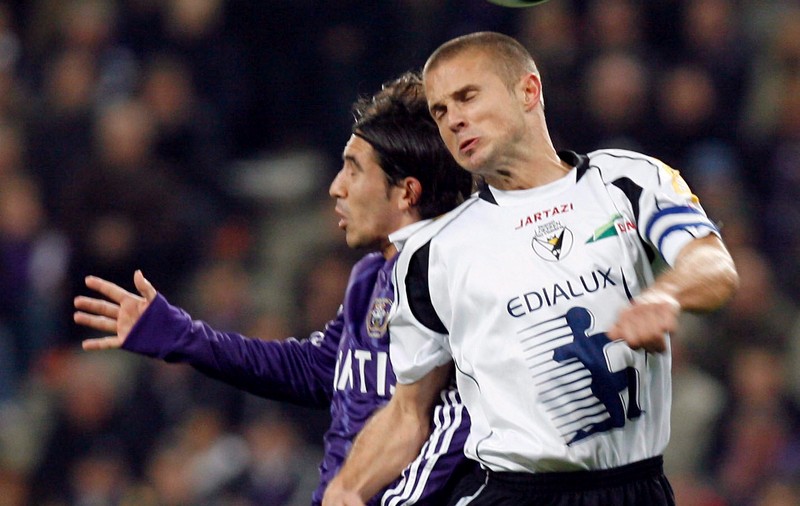 Un fotbalist de 3.000.000 euro: ”Mai bine mă antrenez singur, decât să vin la Petrolul!”