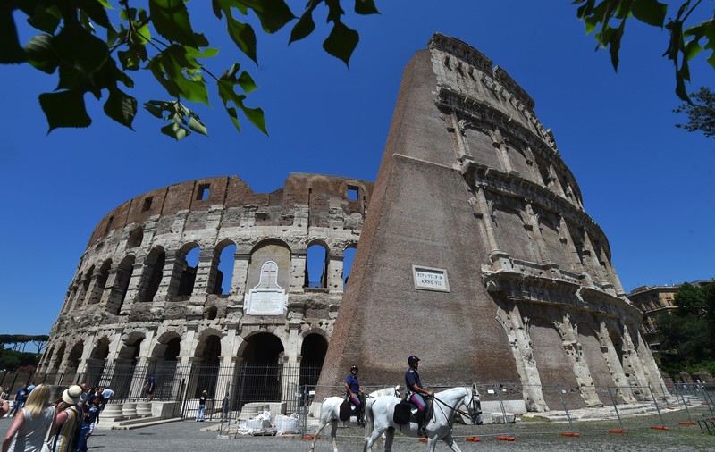 Colosseumul din Roma - istoric, legendă și curiozități