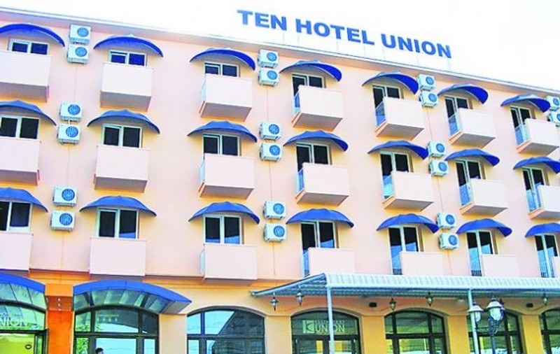 Ten Hotel Union: vacanţă de vis, la preţuri mici