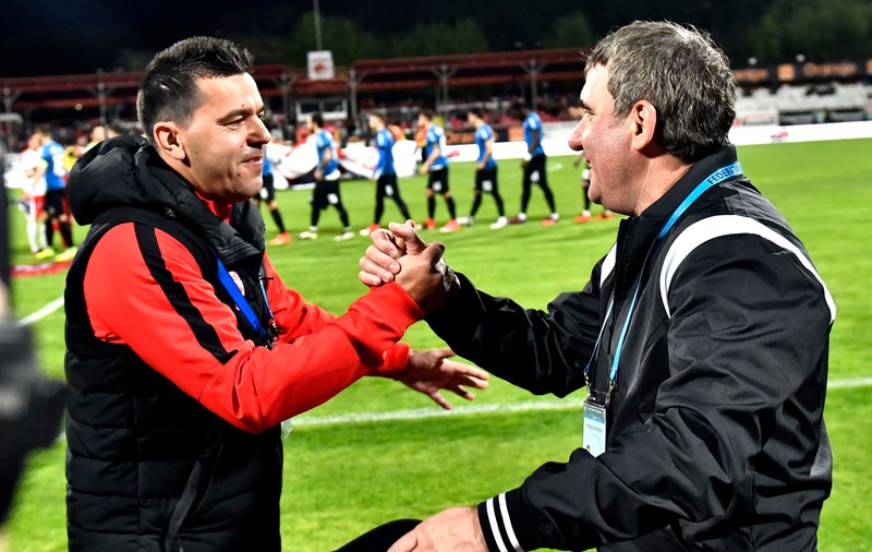 Hagi i-a mai făcut un reproș lui Contra: ”O șușanea. Ăla e mai gras ca mine”