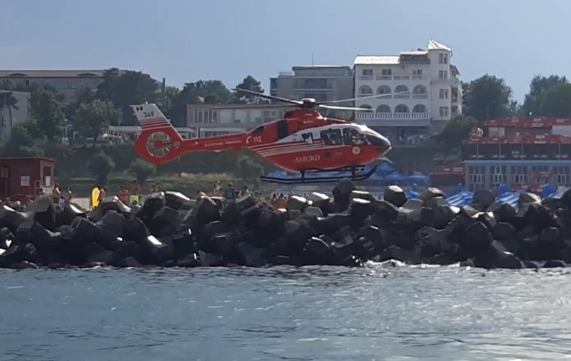Intervenţia elicopterului SMURD la Eforie Nord, după ce un copil de 7 ani a fost la un pas de înec. Mesajul salvamarilor