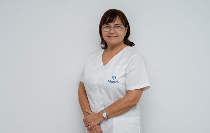 [Oameni Fericiți. Medici Buni] Dr. Cristina Mihai, medic pediatru la Hyperclinica MedLife Constanța și conferențiar în pediatrie: „Cu înțelegere, răbdare și dăruire, poți face ca un părinte să treacă mai ușor peste faza de negare a diagnosticului copilului său”