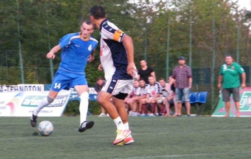 Peste 1.000 de jucători şi 52 de echipe îşi dispută finala Cupei la minifotbal!