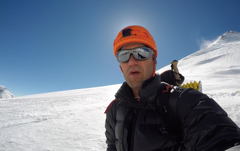 „Nu s-a mai auzit nimic, era întuneric”. Alpinistul Horia Colibășanu şi colegii săi au oprit expediția în Himalaya, după avalanșă