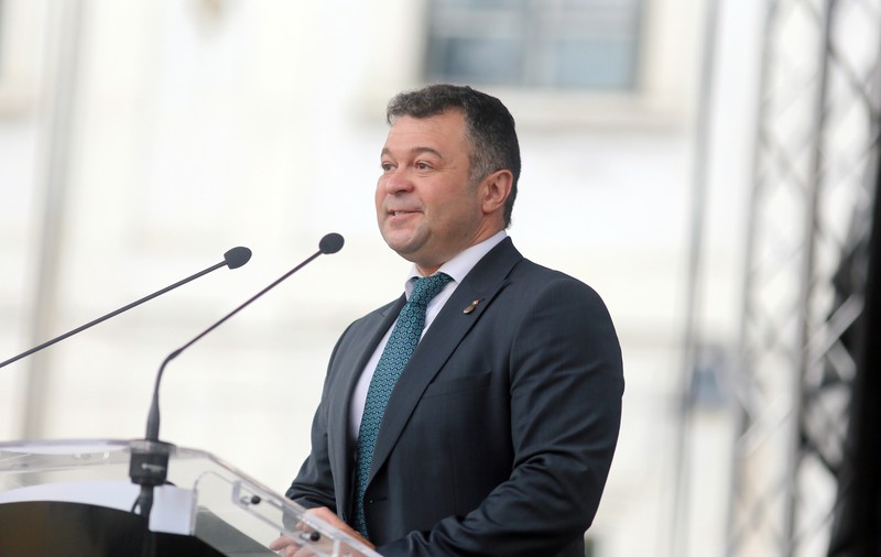 Rectorul Universității de Vest, deputat PNL, îi ia apărarea lui Sorin Cîmpeanu: „Nu a avut beneficii. Nu s-ar include într-o zonă de plagiat”