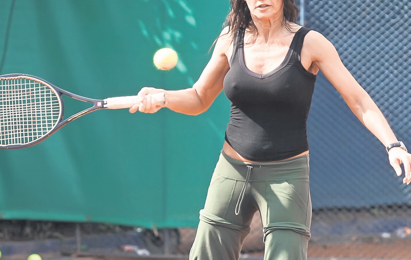 Nadia Comăneci va participa la un meci demonstrativ în turneul «Năstase Ţiriac Trophy»
