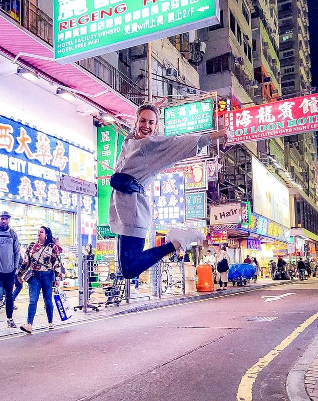 A luat Asia la pas! Sandra Izbașa, dublă campioană olimpică, a fost în vacanță în Vietnam, Singapore, Malaezia și Hong Kong