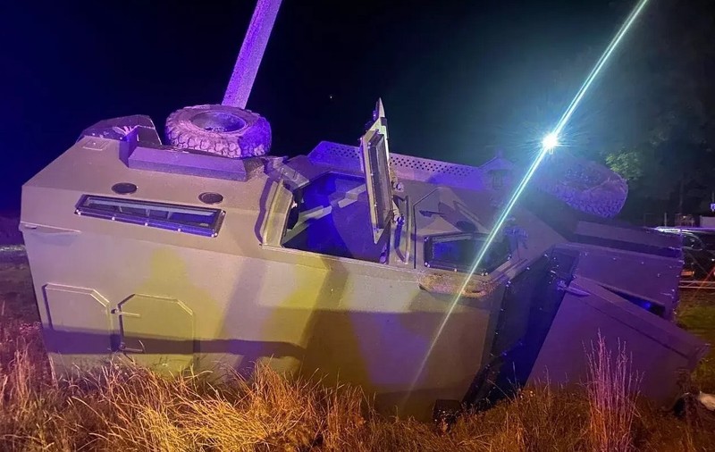 Trei femei și un copil de 7 ani au murit într-o mașină care a lovit o blindată militară, pe o autostradă de lângă Liov, în Ucraina