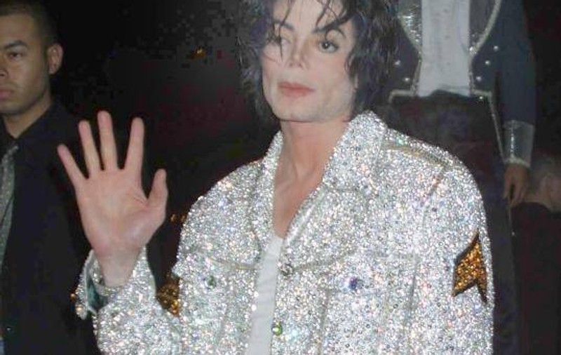 Michael Jackson bea 6 sticle de vin pe zi! N-o să crezi de ce consuma atâta alcool!