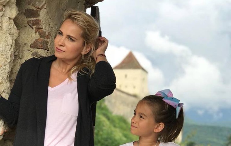 VIDEO/ Paula Chirilă i-a făcut cont de Instagram fiicei sale, dar postează numai ea, pentru a o proteja