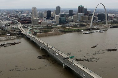 A view of the Mississippi River and the Poplar Street Bridge on Tuesday, Dec. 29, 2015 as it enters into downtown St. Louis. Photo by Huy Mach/St. Louis Post-Dispatch/TNS/ABACAPRESS.COM