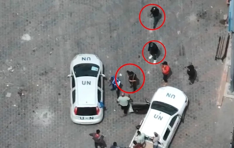 Armata israeliană cere o anchetă după difuzarea unei înregistrări video în care apar bărbați înarmați la o structură a ONU din Gaza