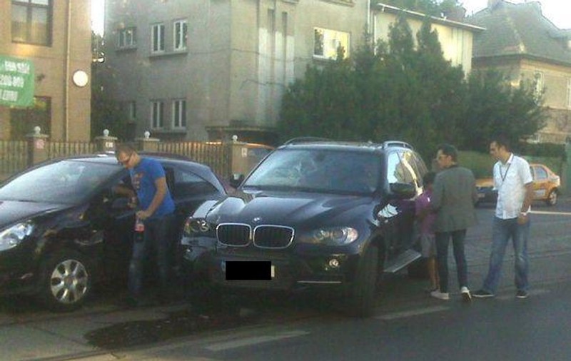 Exclusiv | Bănică jr., implicat într-un accident rutier: "Nu s-a întâmplat nimic grav"