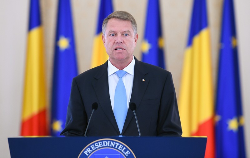 Iohannis: ”Români, sunteți fantastici, vă felicit! PSD nu a făcut nimic, nimic nu a primit. Guvernul trebuie să plece!