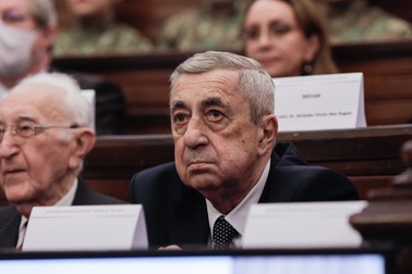 Dr. Florian Popa, șeful comisiei de disciplină a CMB, este cel care a condus completul Colegiului Medicilor care n-a pedepsit niciun medic de la clinica Sunday | Inquam Photos / George Călin