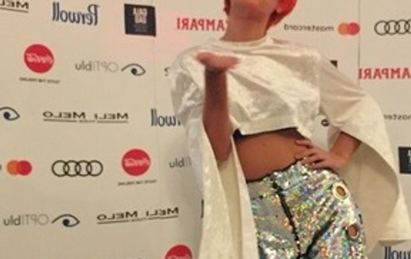 VIDEO EXCLUSIV/ Nu are timp de shopping! Alexandra Stan concertează în toată lumea, dar se îmbracă made in Romania