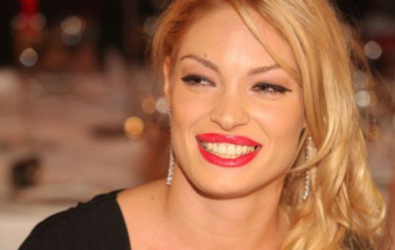 Valentina Pelinel vorbește pentru prima dată despre tatăl copilului ei: „100% nu știe nimeni al cui e acest copil”