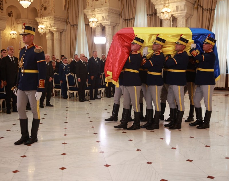 TVR, o nouă gafă: „Reprezentanții Spitalului Grigore Antipa au precizat că starea de sănătate a fostului președinte Ion Iliescu s-a deteriorat”