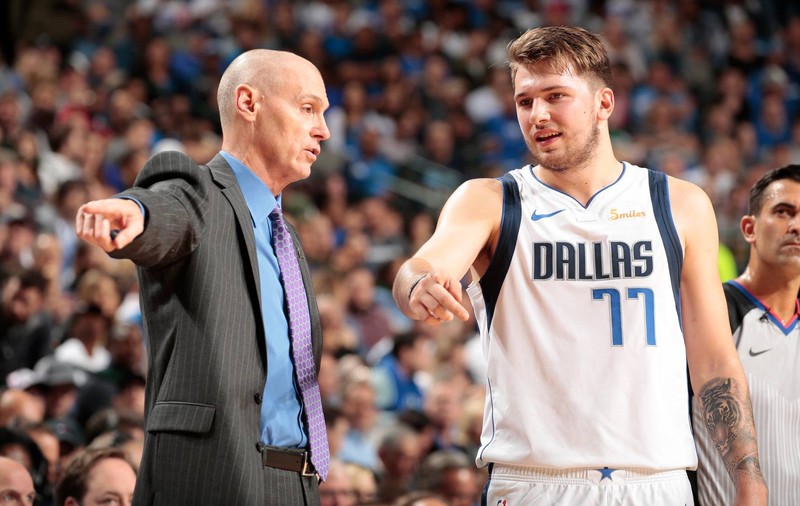 După 33 de ani! Baschetbalistul sloven Luka Doncici a egalat un record al legendarului Michael Jordan