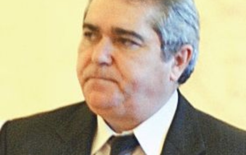 Băi fraţilor, la voi nu e criză?