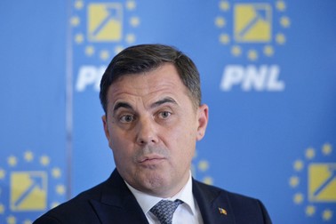 Ion Ștefan, ministrul lucrărilor publice. Foto: Hepta