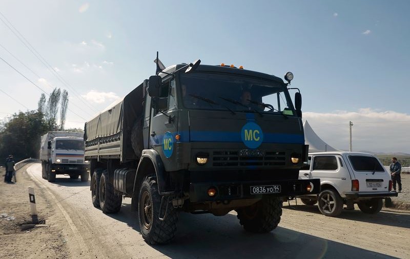Rusia își retrage trupele de „menținere a păcii” din Nagorno Karabah