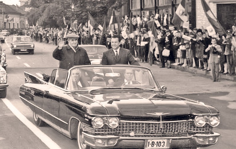 Pasiune de dictator roşu: superflota de Ceaşcă-mobile! Clanul Ceaușescu se lăfăia în 22 de mașini personale | EXCLUSIV