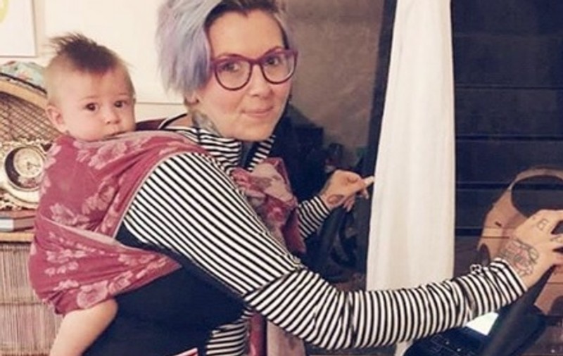 O femeie din Australia a găsit o nouă metodă prin care să naști fără dureri! Nu te-ai fi gândit la așa ceva!