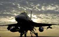 SUA au trimis în România sute de militari și avioane F-16