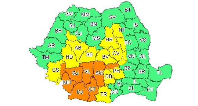Codul portocaliu de instabilitate atmosferică accentuată expiră luni la ora 21.00. Foto: Meteoromania.ro
