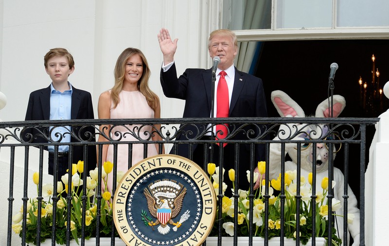 LIVE VIDEO | Prima ”Cursă cu Ouă” a soților Trump mult mai mică decât cele ținute de Obama