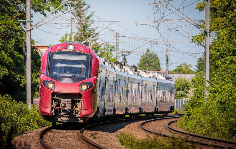Restricții la trenuri, timp de nouă zile, la intrarea și la ieșirea din București. Care sunt cauzele