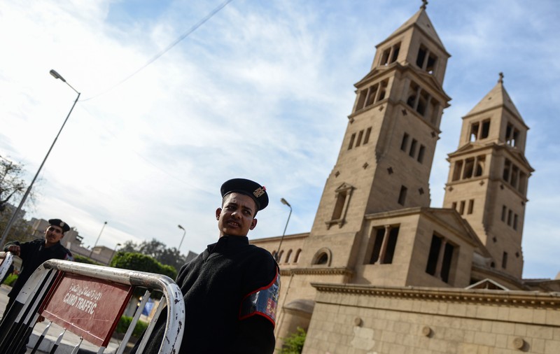 Cel puțin 20 de morți și 30 de răniți în Cairo, în urma unei explozii într-o catedrală
