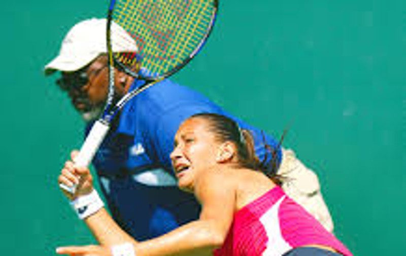 ”Jucătoarele de tenis din Belgia beau și fumează. Una din 10 sportive e lesbiană”. Cine face acuzațiile