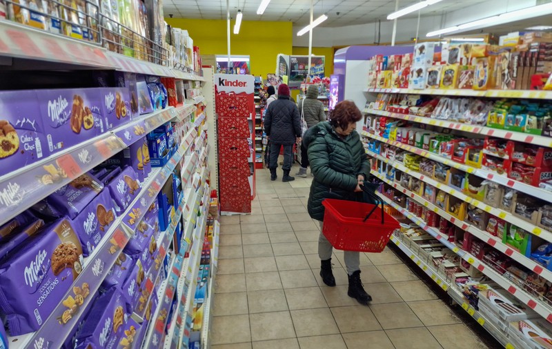 PODUL PRIETENIEI ALIMENTARE înainte de Crăciun și Revelion. Am comparat prețurile din Bulgaria cu cele din România. Mai e o afacere să mergi la vecini pentru cumpărături?