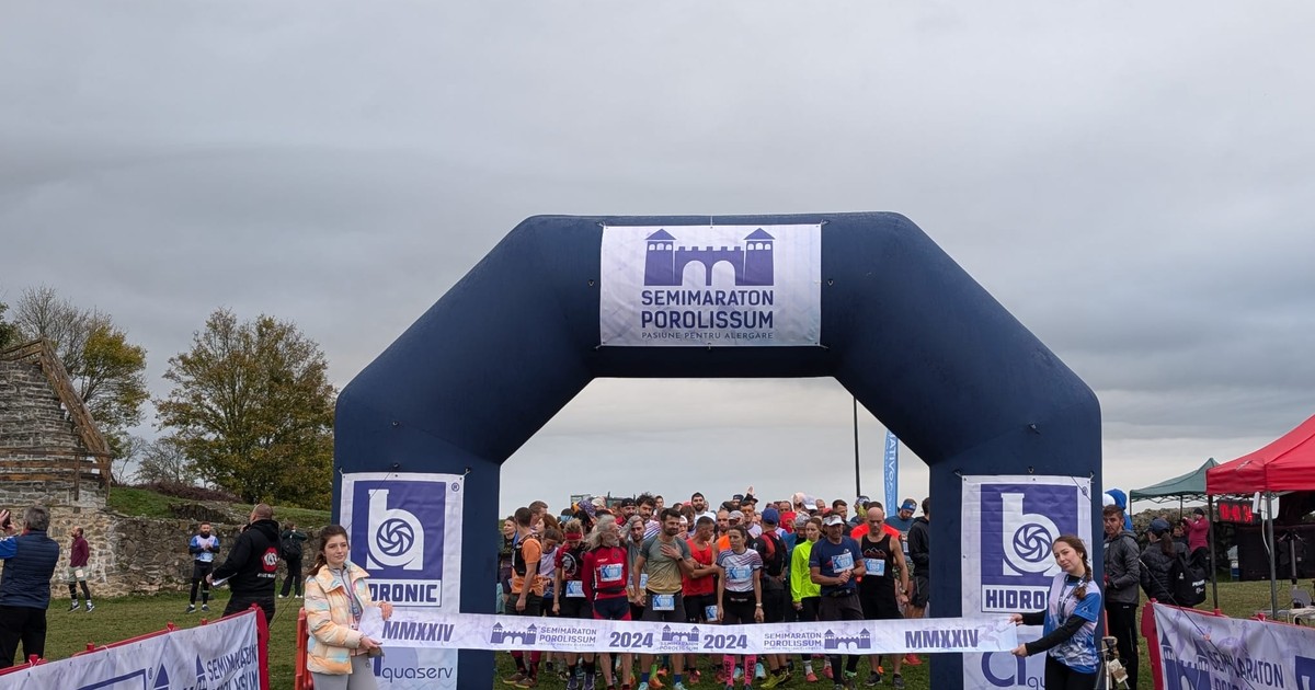 Circa 500 de participanţi din ţară şi străinătate, la Semimaraton Porolissum din Sălaj Sursa: Facebook