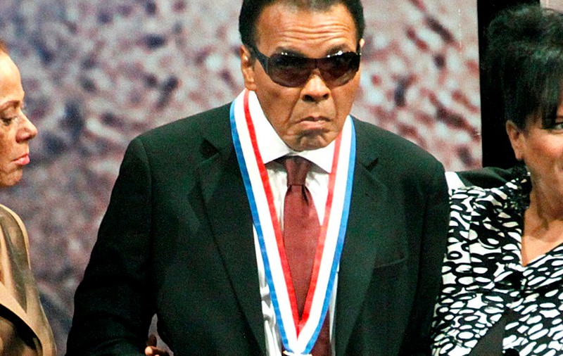 LEGENDA BOXULUI AMERICAN, Muhammad Ali, ar PUTEA MURI ÎN CÂTEVA ZILE! 