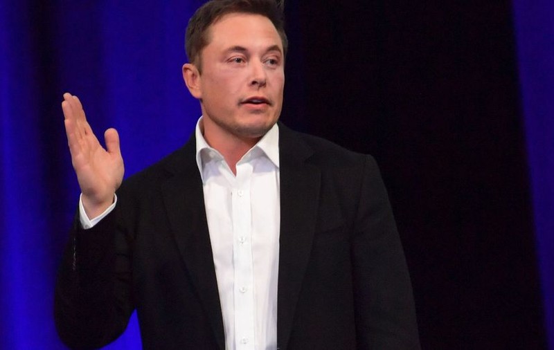 Elon Musk a spus că încă mai produce primele modele de Tesla „din motive sentimentale”. Ce se va întâmpla cu ele pe viitor