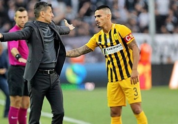 Alături de Răzvan Lucescu