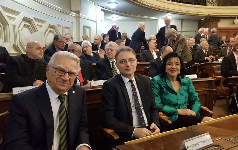 Eveniment memorabil pentru medicina românescă. Doi români au fost acceptați în Academia Franceză de Medicină / FOTO