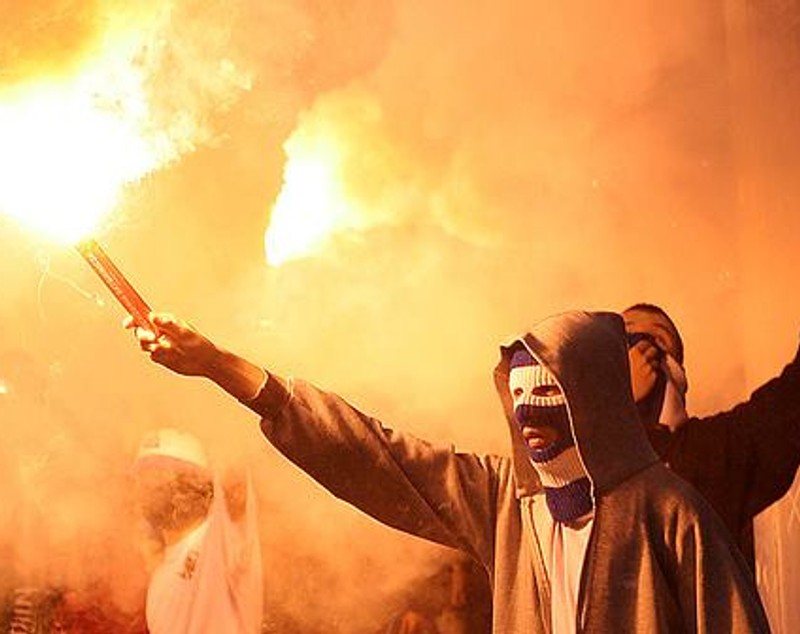Presupusul criminal al suporterului dinamovist mort după derby-ul cu Steaua a fost reţinut. Primele imagini. Suspectul ține cu Rapid?