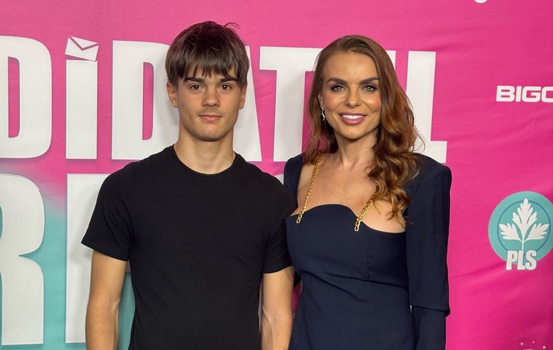 Achim, fiul lui Jojo, și Zora, fiica ei cu Paul Ipate, elevi la școala de actorie a celor doi actori. „Nu a fost obligație”