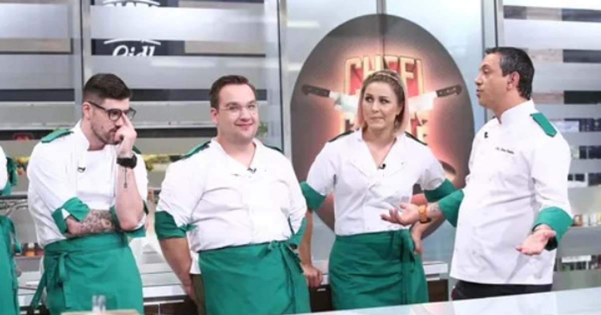 Răzvan Babană (al doilea din stânga) a făcut parte din echipa lui Sorin Bontea la „Chefi la Cuțite”