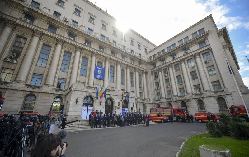 Ministerul Sănătăţii şi Ministerul de Interne funcţionează într-o clădire care nu se supune autorizării de securitate la incendiu, spune DSU