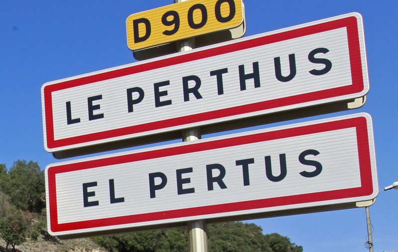 Într-un sat din Franța locuitorii ar putea să nu mai plătească taxe locale deoarece localitatea este prea bogată