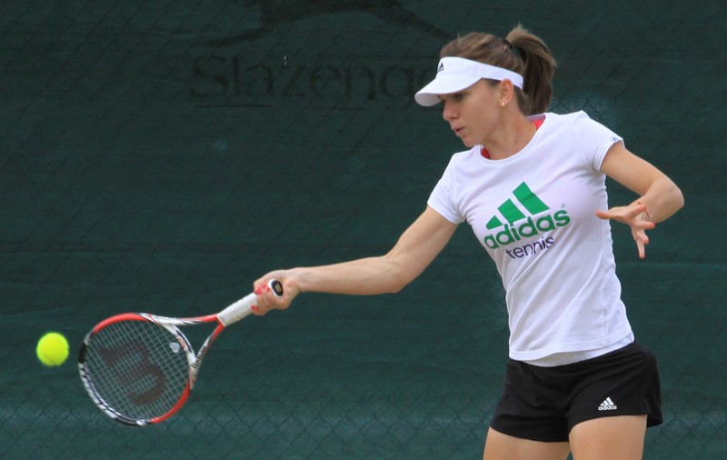SUPER FOTO/ Simona Halep e în formă, debutează la Wimbledon!