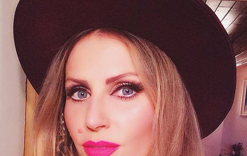ANDREEA BĂNICĂ SUTĂ la SUTĂ NATURALĂ! Uite CUM ARATĂ NEMACHIATĂ!
