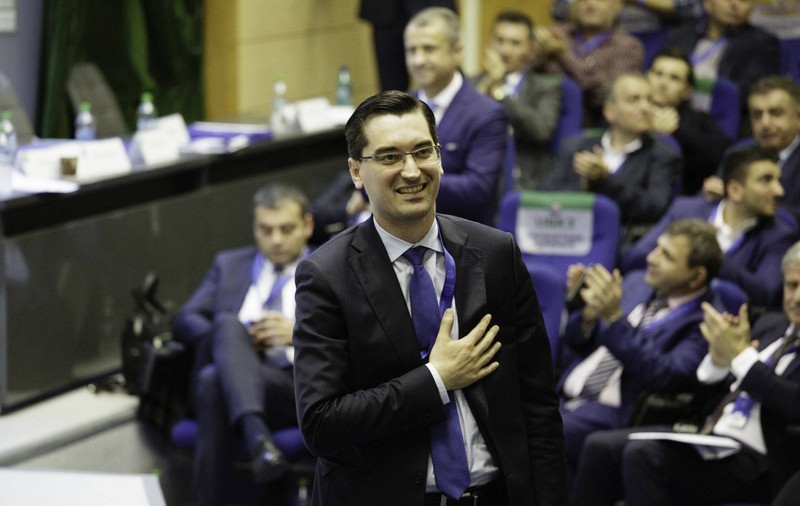FOTO EXCLUSIV | Alegerile FRF 2018 au fost câștigate cu ajutor divin! S-au rugat la cine trebuie, nu la Liviu Dragnea!