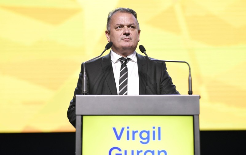 Cum îi păcălea liderul PNL Virgil Guran pe primarii care cereau bani pentru proiecte: „Dădeam drumul la lăutari, la băutură și îi linișteam”